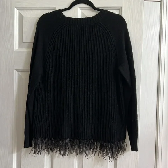 Gianni Bini Black Feather Sweater Size Medium - Picture 5 of 7